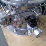 Rotary valve for conveying porous carbon materials
