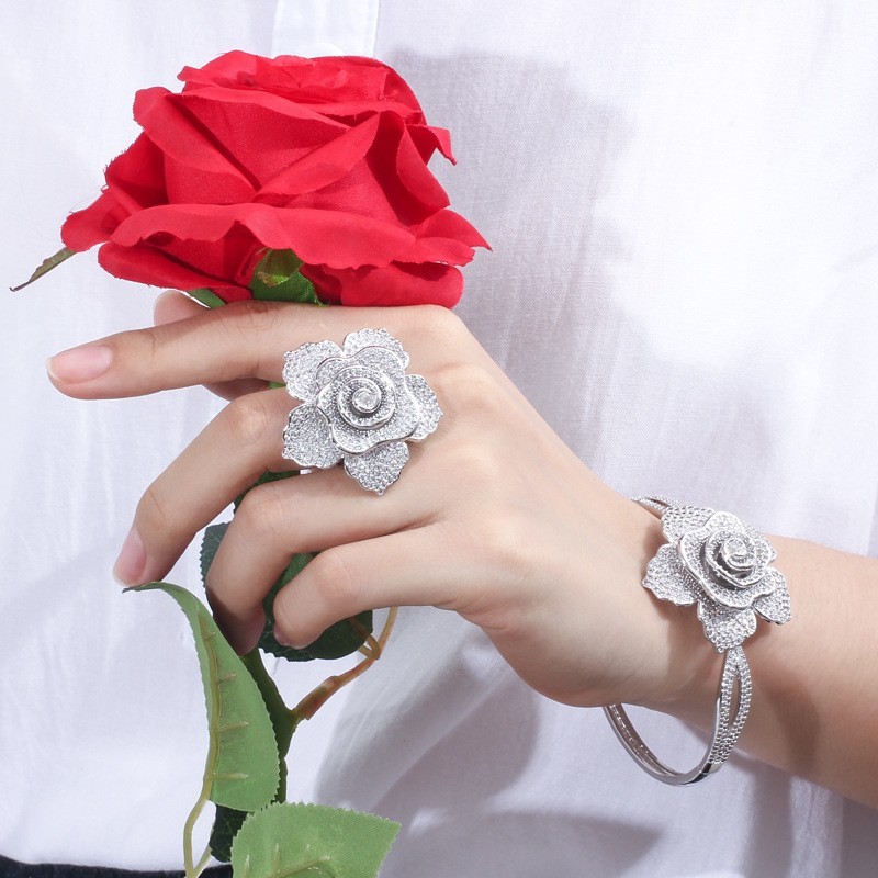 Hot Sale CZ Flower Ring CZ Gold Ring For Women Fashion Zirconia Ring Wedding Quality Charm Ring Jewelry