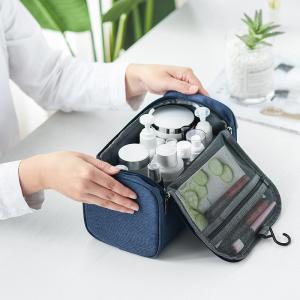 China Mens Waterproof Oxford Hanging Travel Toiletry Bag With Hooks factory