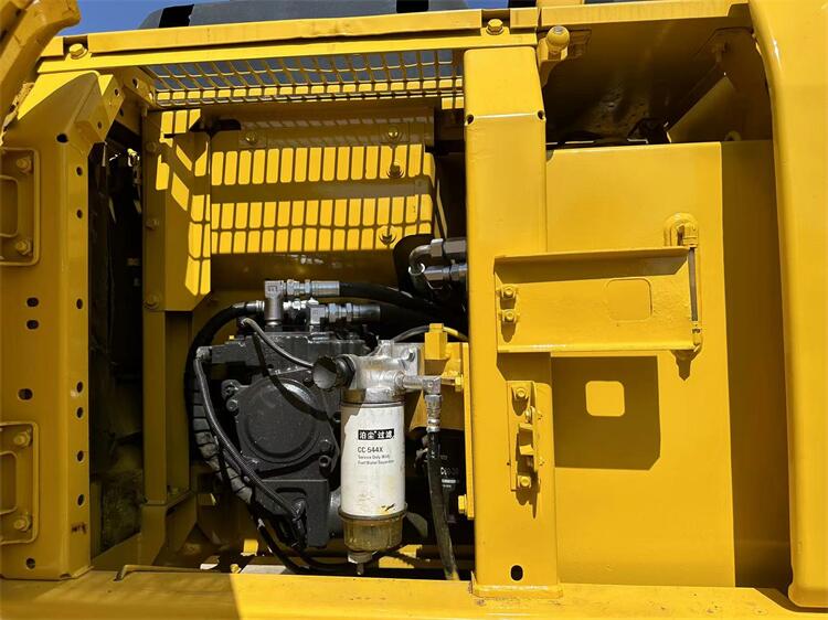 Cummins Engine Used Komatsu Excavator PC120 1860 Working Hours 90% Construction Equipment