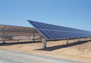 China Horizontal Single Axis Solar Tracker Bracket / PV Mounting Structure factory