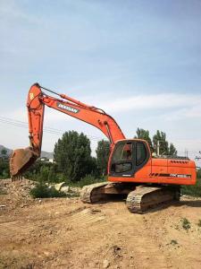 China Heavy Duty Doosan Dx225 Excavator for Sale - Ideal for Construction and Mining Applications factory