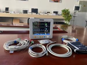 China Lightweight 8.4 Inch Portable Patient Monitor, ECG SPO2 NIBP Temp Vital Signs Monitors factory