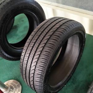 China 215/45R17 PCR Tyres ISO CCC DOT ECE Half Steel Radial Tire factory