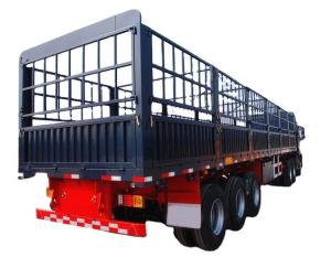 China 24V Electric System 60T 80T Tri Axle Animal Carrier Semi Trailer for Livestock Transport factory