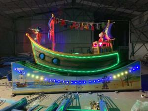 China Crescent Moon Pirate Ship Running And rotary Voltage 220V/380V 50Hz factory