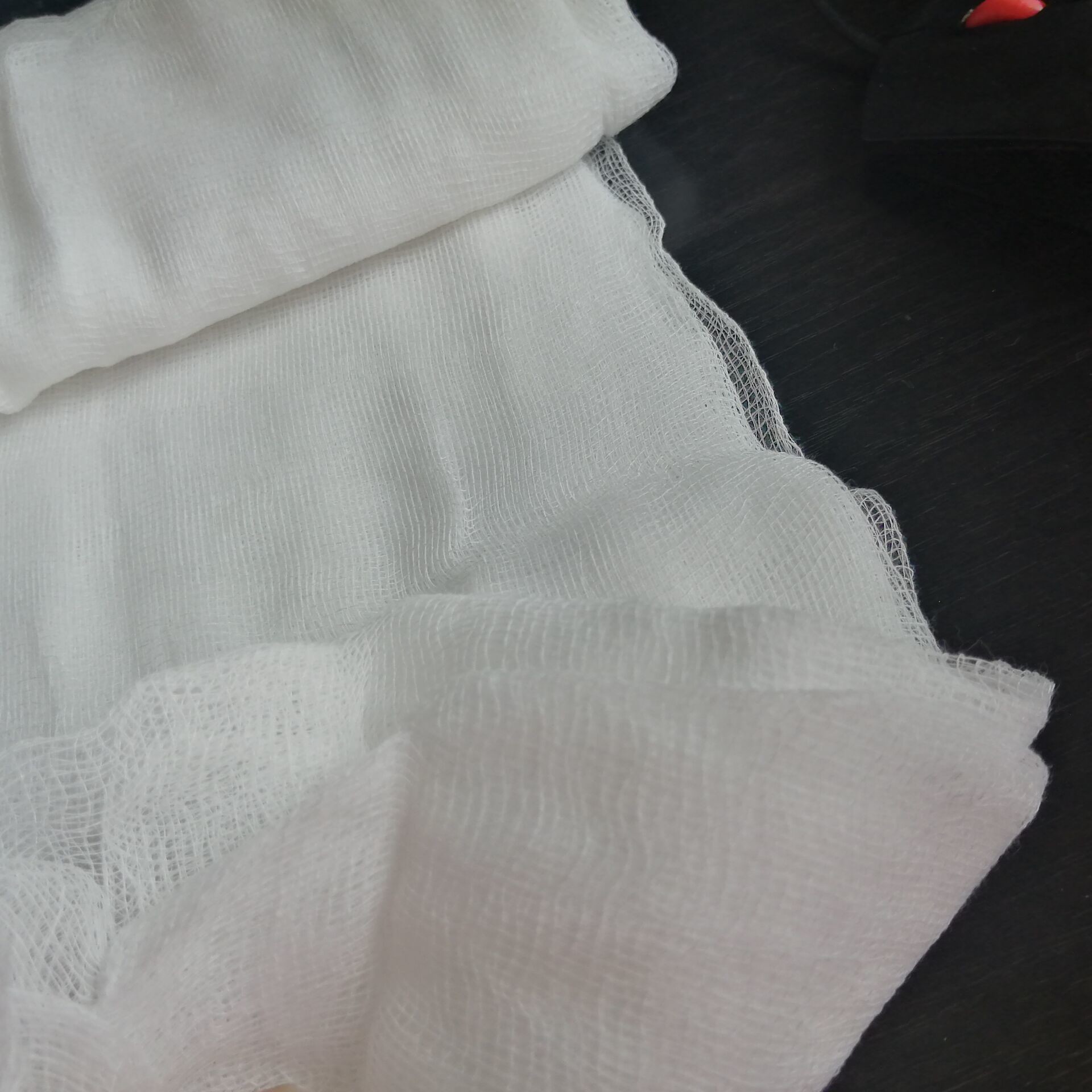 High Breathability White Absorbent Gauze - Soft and Comfortable Medical Textile
