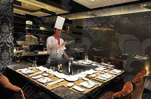 China Teppanyaki Customize Commercial Buffet Equipment LPG Rectangle Teppanyaki Grill Iron Plate Surface factory