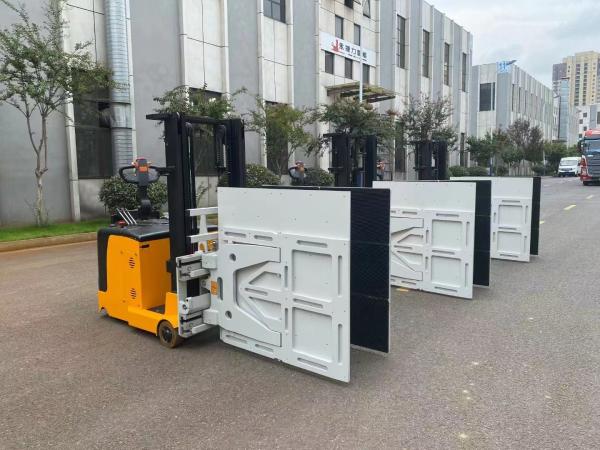 Rated Load 450kg Counter Balance Forklift Electronic Steering Pedal Protection