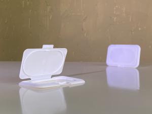 China PP Plastic Wet Wipe cover 98*63mm factory