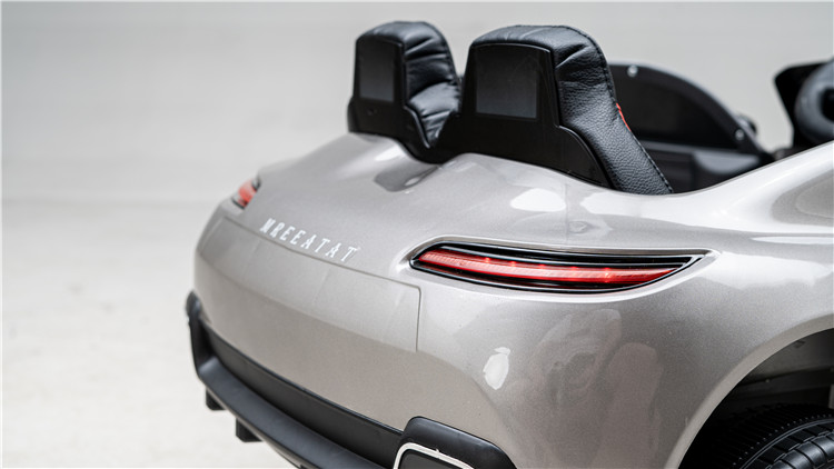 Gray 2022 Hot Design Remote Control 2 Seats 12V Big Electric Ride On Car for Kids