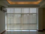89mm and 127mm sunscreen fabric vertican blinds for windows with aluminum