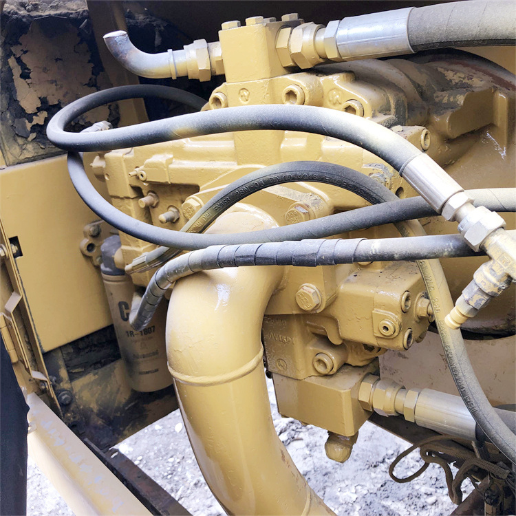 30 Ton Caterpillar Hydraulic Used CAT 330BL Excavator in Good Condition Made in Japan
