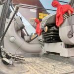 Japan Original Used Hitachi ZX200-3 Crawler Excavator With Crawler Chain Moving