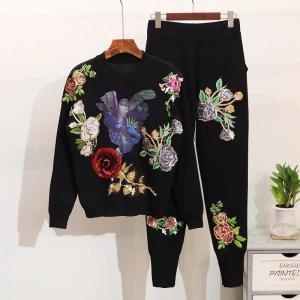 China High Quality Sequins Flower Long-Sleeved Knitwear Sweater Casual Pants 2 Piece Knit Set Women Autumn and Winter Tracksuit factory