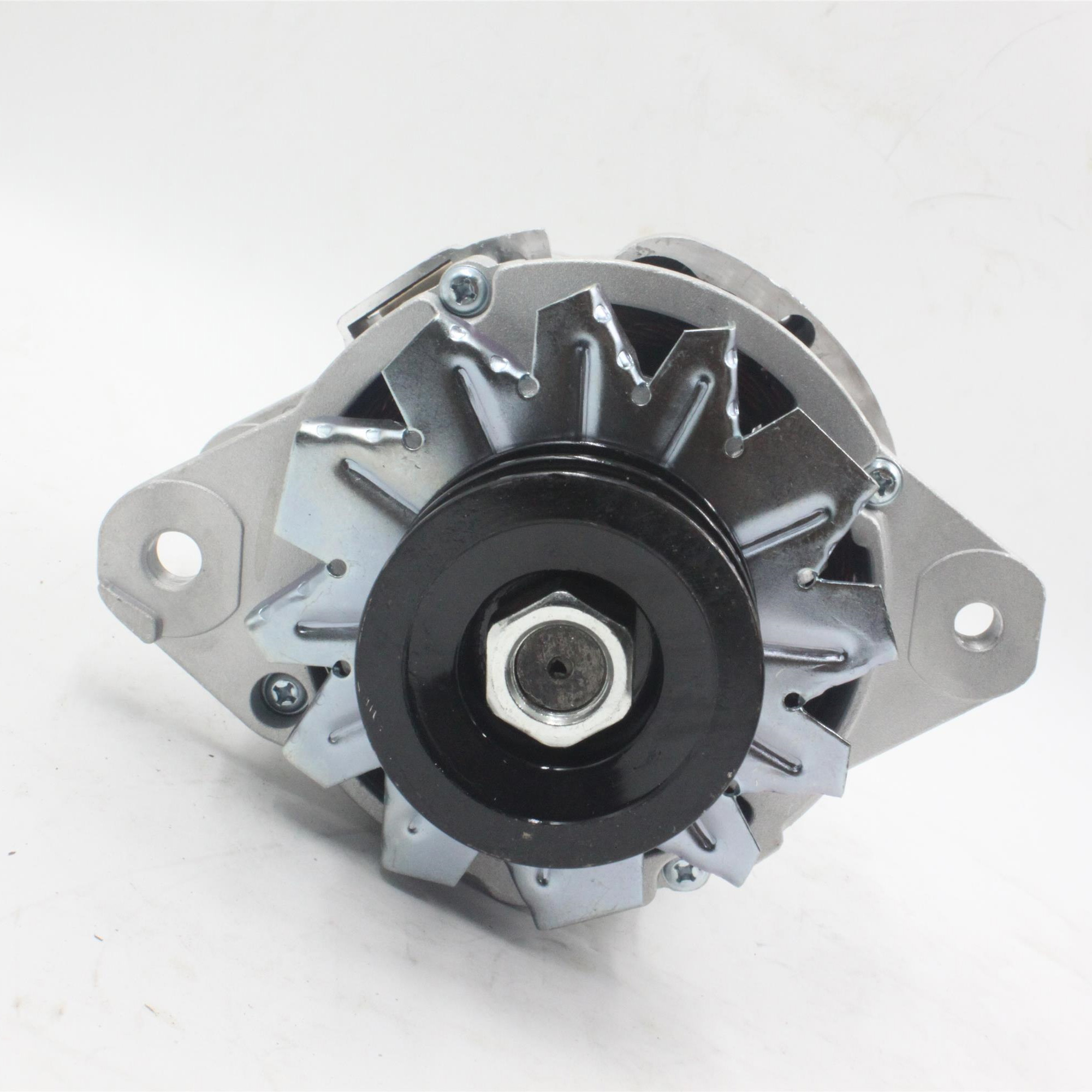 24V Alternator for Mitsubishi Diesel Engine Spare Parts 4D31 4D30 4D32 6D34 Engine Mitsubishi Eng. Year 1994-2007