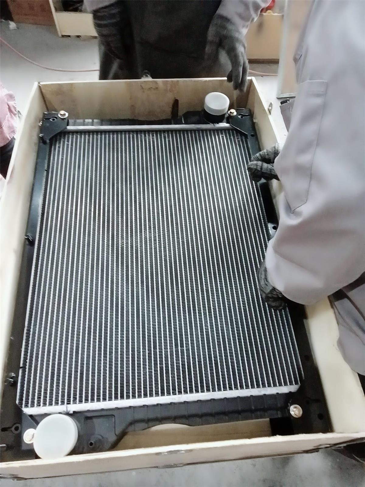 Radiator 377-5263 3775263 Fits For Caterpillar Backhoe Loader 416F 420F 428F 430F 432F