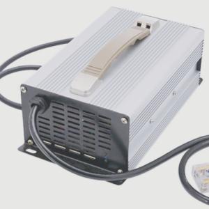 China Ultraportable Reusable Car Battery Chargers , Aluminum Alloy Truck Battery Charger factory