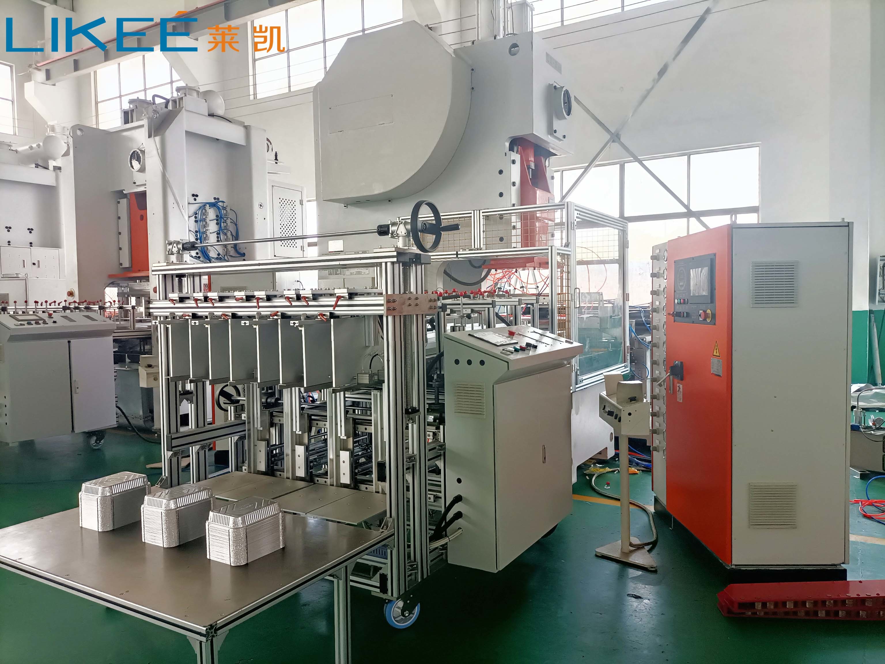 Customized Design and Durable Aluminium Foil Container Production Line LK-T63