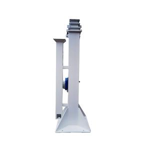 China Portable Surveillance Camera Manual Mast Lighting Mast For Solar Security Trailers factory