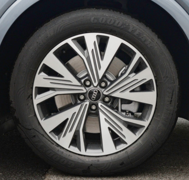 Audi Q4 40 e-tron 2022 Creation xing Edition Pure electric 5 Door 5 seats SUV
