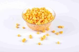 China Canning Fresh Corn Whole Kernel Sweet Corn High Temperature Sterilization factory