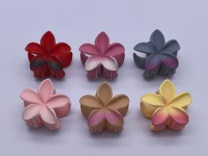 China Flower Hair Claws Chic And Versatile Flower Hair Accessory For Any Occasion factory