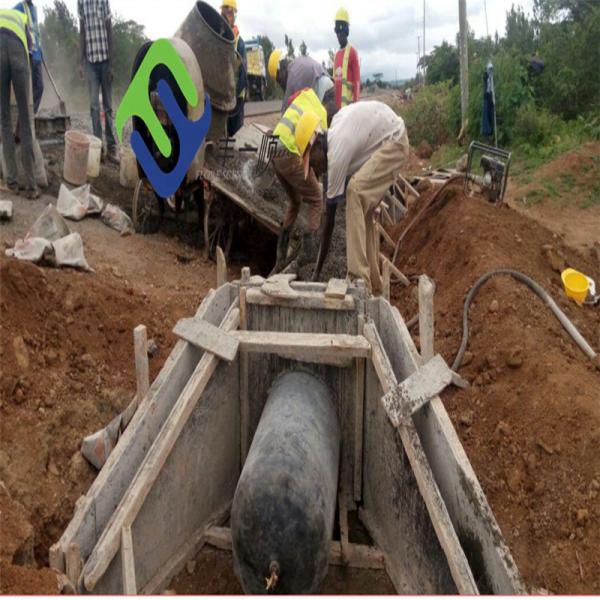Natural Rubber Inflatable Culvert Mould , Inflatable Bladder Balloon Easy