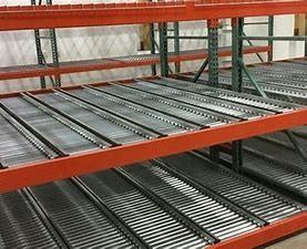 China Heavy Duty S355JR Gravity Carton Flow Racks System factory