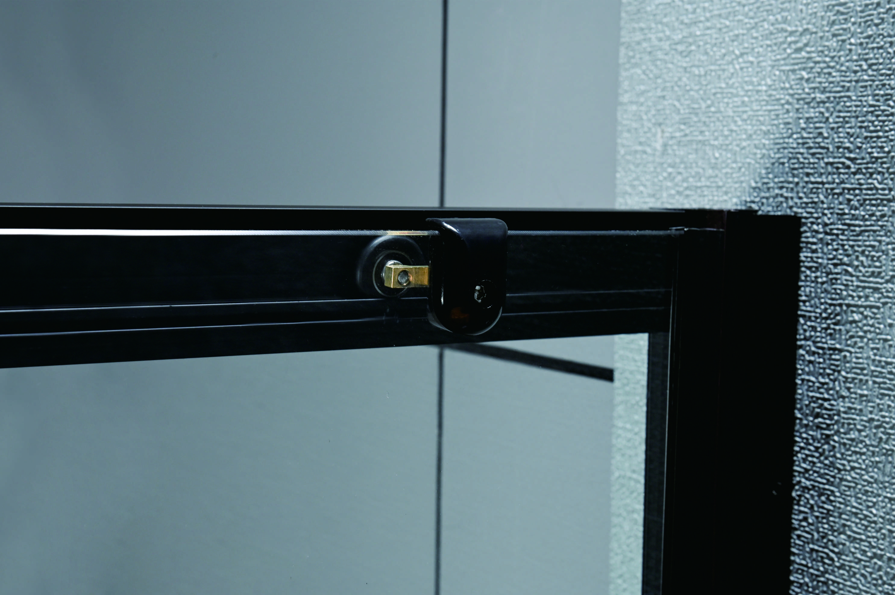 Sliding Shower Doors 120*190cm Size Tempered Glass Aluminium Black Frame Customizable