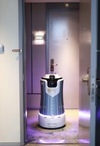 China School Dormitory Autonomous Mobility Robot Elevator Canned Drinks Delivery Robot Food factory