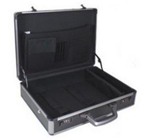 China 15 Inch Aluminum Laptop Case Office Travel Case With Locks Pockets factory
