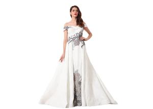 China Elegant White Ladies Off Shoulder V Neck Wedding Dress Fully Lined Custom Size factory