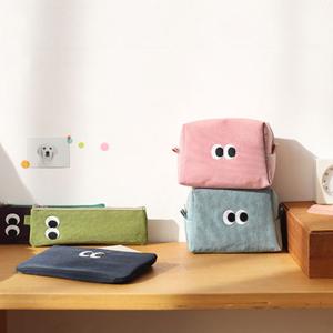 China Waterproof Small Velvet makeup bag organizer factory