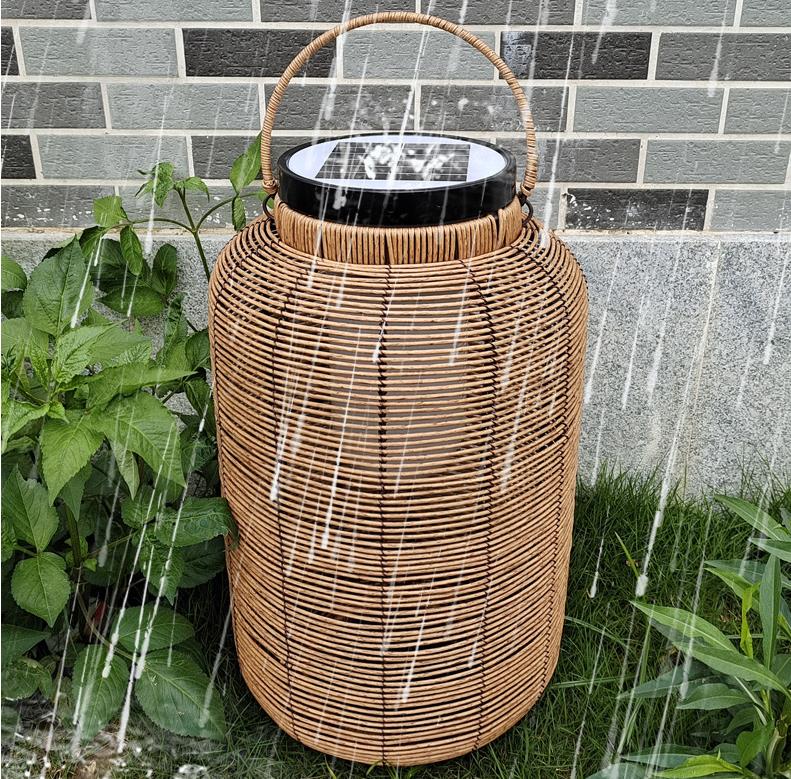 Decorative Rattan Woven Solar Lights , Outdoor Rattan Lamp For Villa Atmosphere