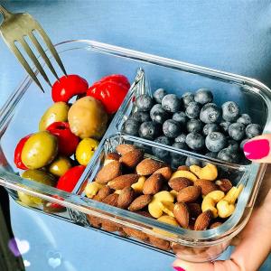 China Borosilicate Pressed Glass Lunch Boxes With Locking Lids factory