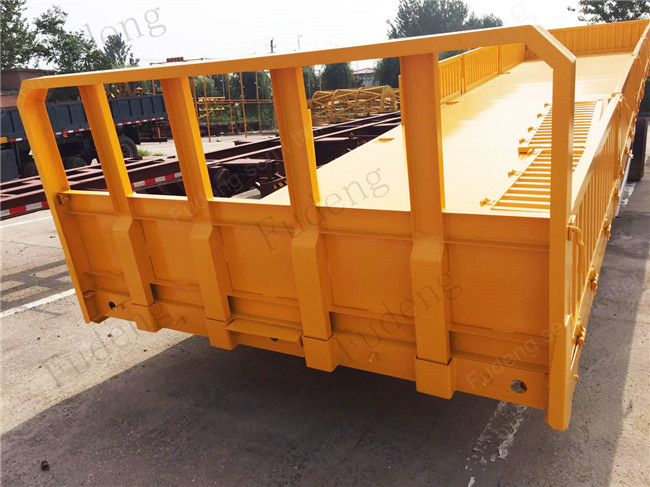 Multi Function Side Wall Semi Trailer , Fence Semi Cargo Trailer with Fuwa axle