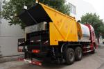 HOWO 6*4 Road Construction Bitumen Tank And Gravel Synchronous Slurry Seal Chip