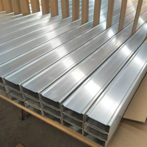 China Extruded Hollow Aluminium Rectangular Tube For Ladders factory