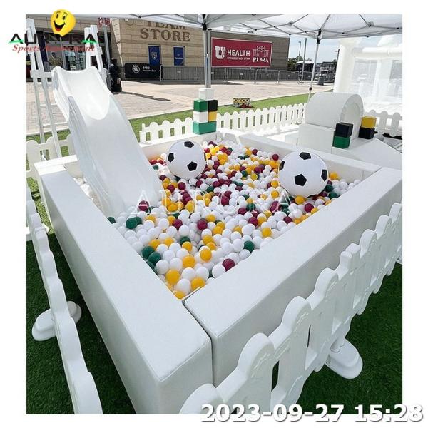 OEM Commerical Ball Pit Inflatable Soft Play Equipment With Slide For Party