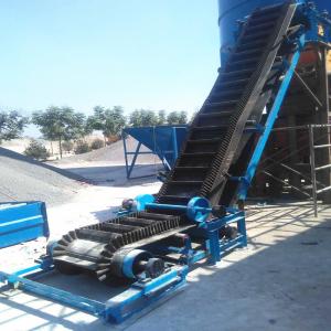 China Large Angle Heavy Duty Cleated 650mm Sidewall Belt Conveyor factory