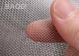 China Woven Screen Fence 1.6 Mm Wire Mesh Crimps Anti Slip factory