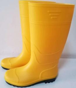 China Rubber Outsole Yellow Italy Style PVC Portable Safety Rain Boots Customized Design factory