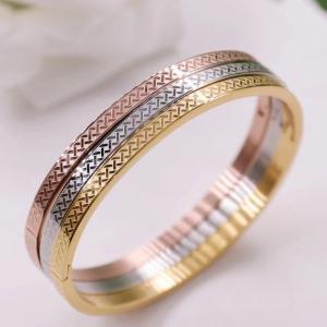 China 4mm Wide Oval Bangle Bracelet Stainless Steel Personalised Couple Bracelets factory