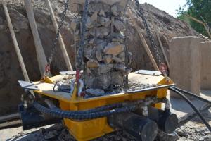 China Mini Excavator Hydraulic Pile Breaker Low Noise KP400S For Construction factory