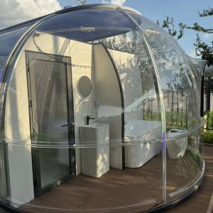 China Full House Designs Outdoor Polycarbonate Dome House Glamping Star Capsule Bubble Dome Room factory