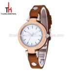 beautiful design made out of wood leather strap wood watch for ladies gift wrist