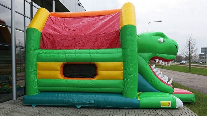 Custom Made Multifun Inflatable Combo Aframe Metkop Bouncy Castles With Slides