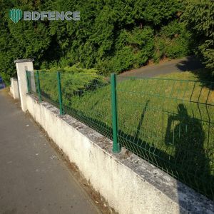 Library V Mesh Fencing Panels for Reading Area