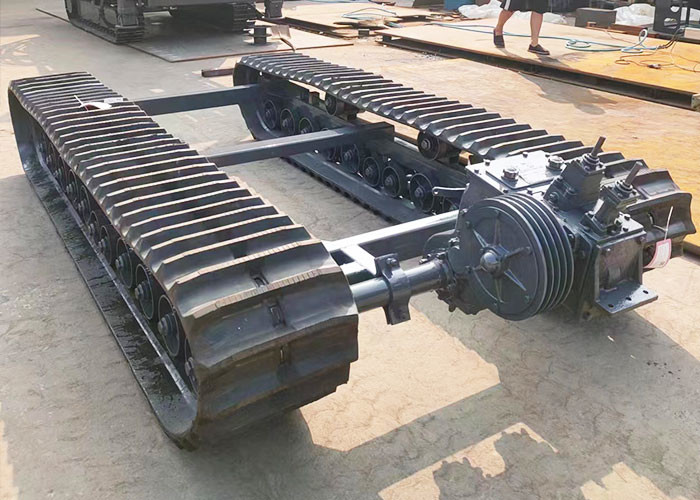 Durable Outriggers Crawler Track Undercarriage 5 MT Loading Capacity